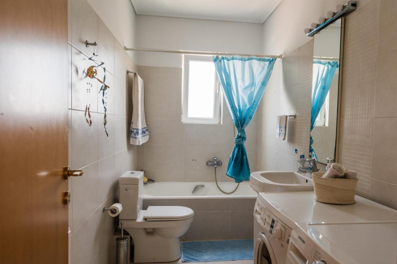Family Getaway, Spacious And Luxurious, Sea View, Terrace, Next To Voula Beach, 20Min From Center Athen Eksteriør bilde